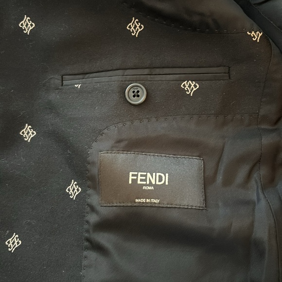Kids Fendi black blazer - Picture 2 of 3